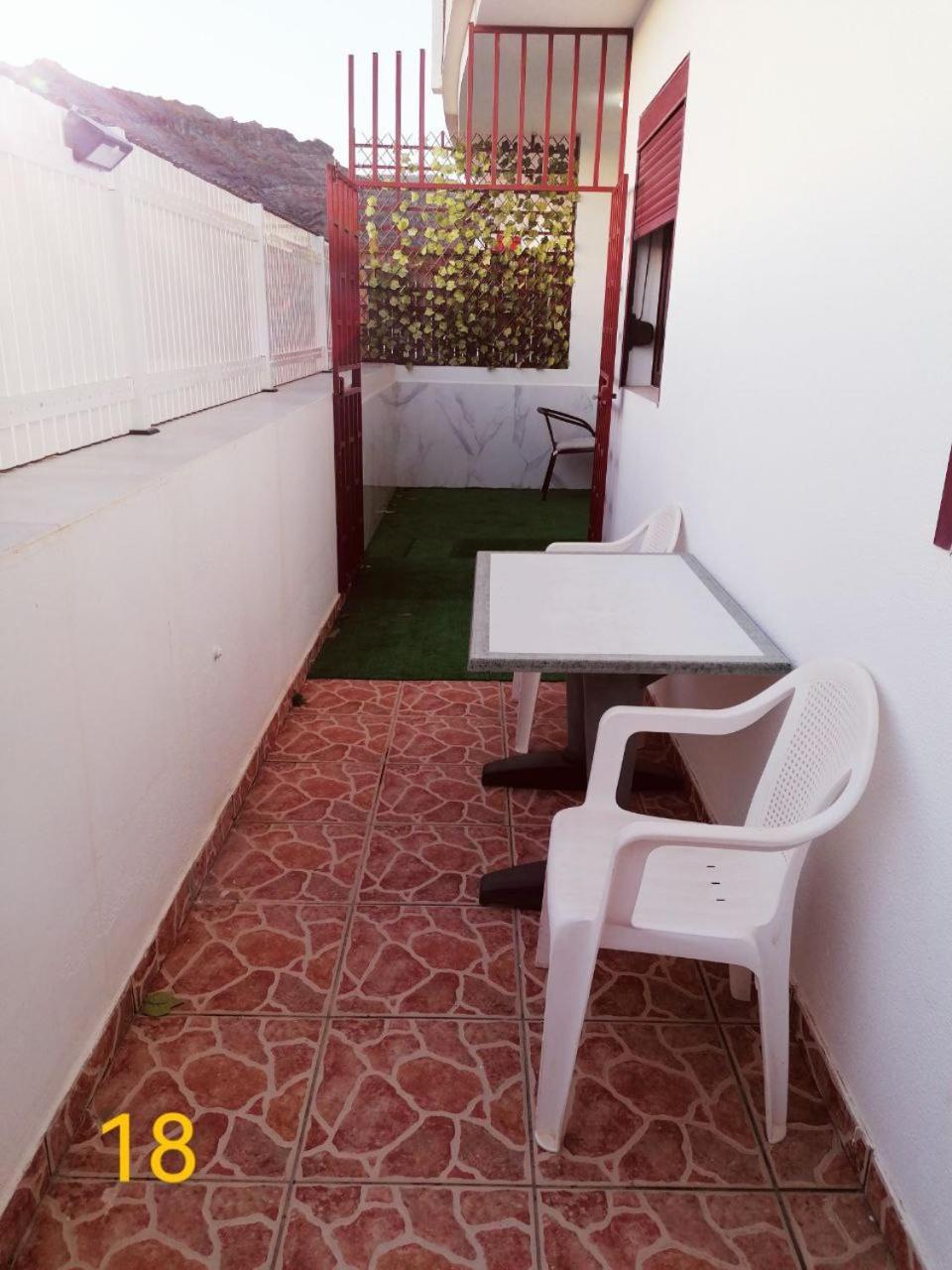 Big Villa Puerto Rico With Heated Saltwater Jacuzzi Pool & Bbq & Private Parking Extérieur photo