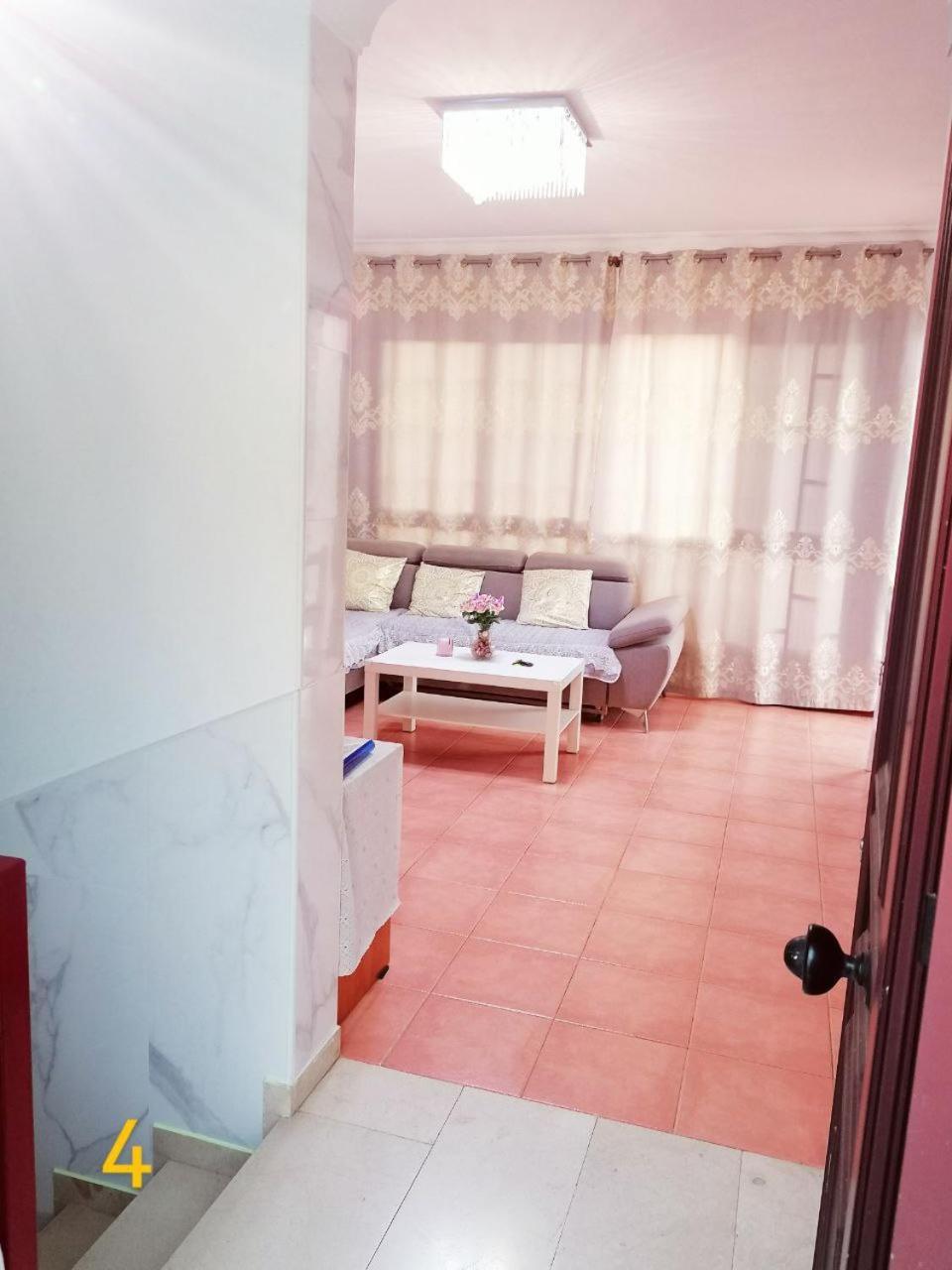 Big Villa Puerto Rico With Heated Saltwater Jacuzzi Pool & Bbq & Private Parking Extérieur photo