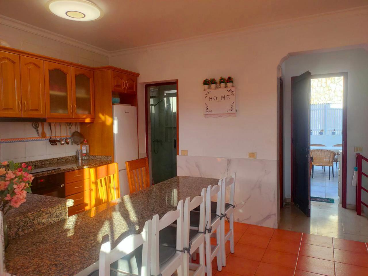 Big Villa Puerto Rico With Heated Saltwater Jacuzzi Pool & Bbq & Private Parking Extérieur photo
