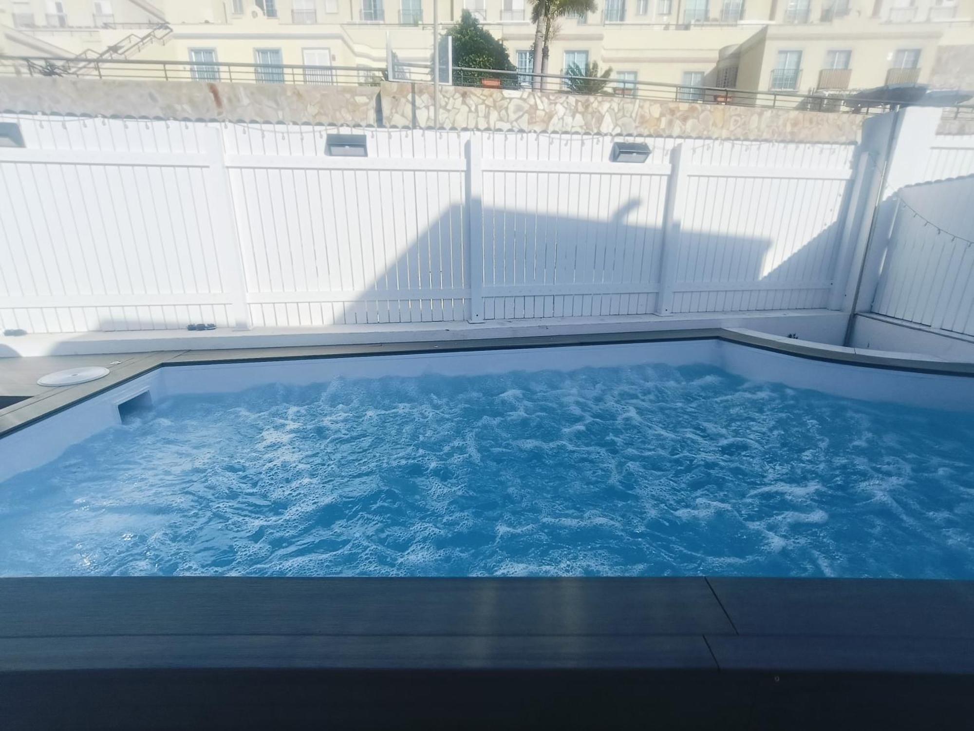 Big Villa Puerto Rico With Heated Saltwater Jacuzzi Pool & Bbq & Private Parking Extérieur photo