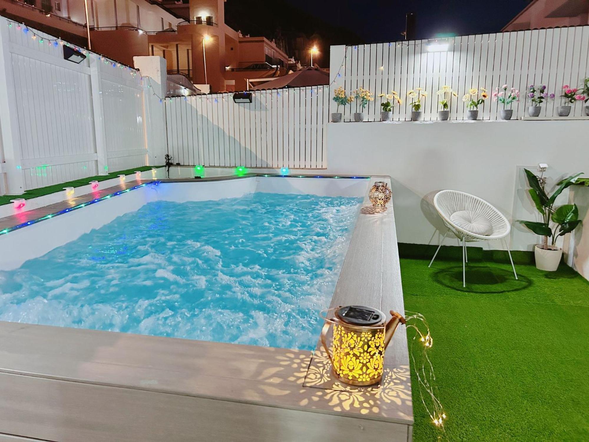 Big Villa Puerto Rico With Heated Saltwater Jacuzzi Pool & Bbq & Private Parking Extérieur photo